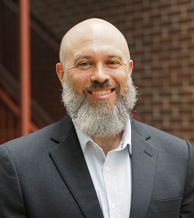 brian bates headshot